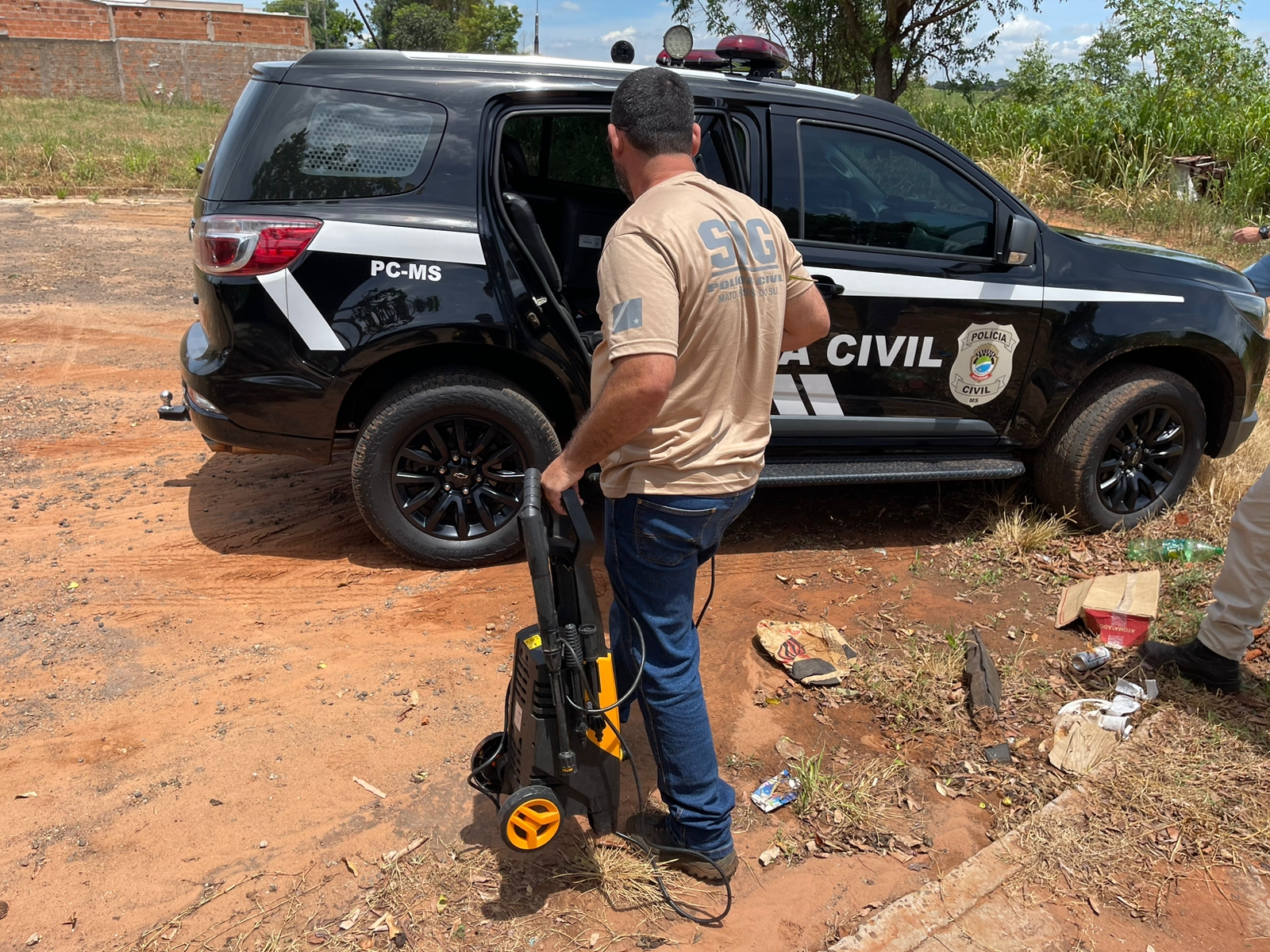 Lavadora de alta pressão recuperada pelos policiais - Foto: Jornal da Nova